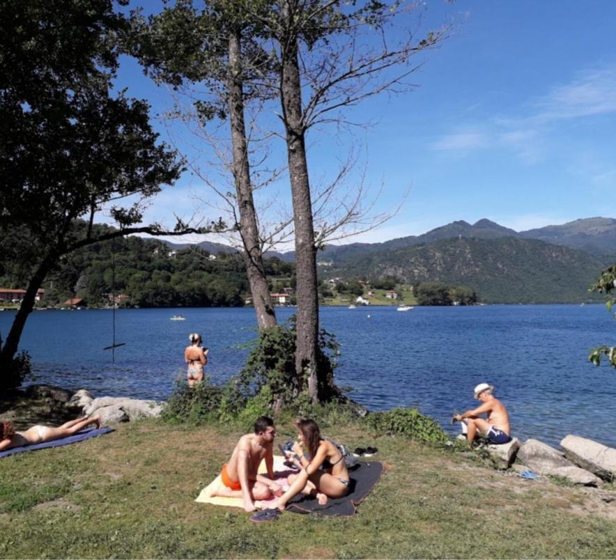 Appartamento Casamia Miasino Buitenkant foto